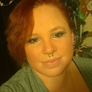 Meet your Posher, Candis